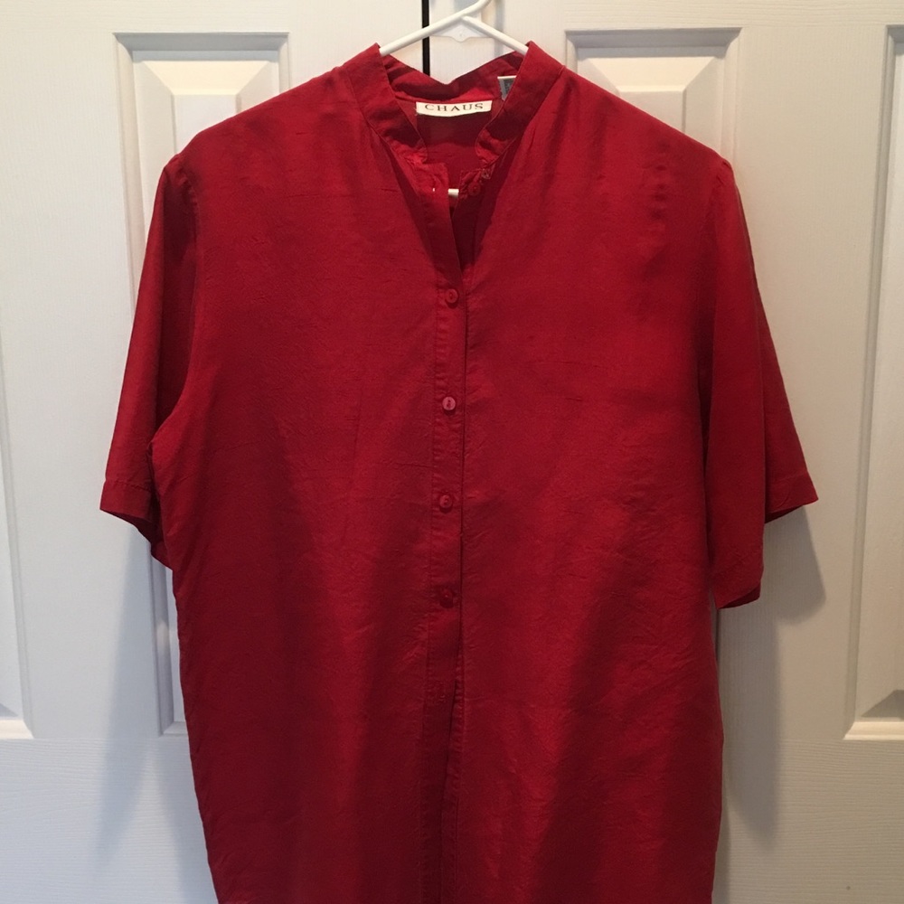 Red 100% silk Chaus short sleeve blouse